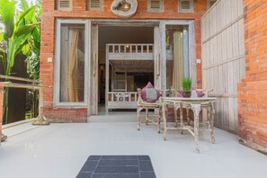 Dormitorio compartido | Escritorio y wifi gratis