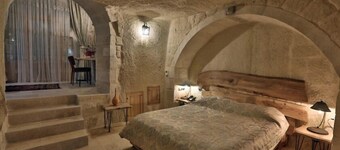 Nox Cave Hotel