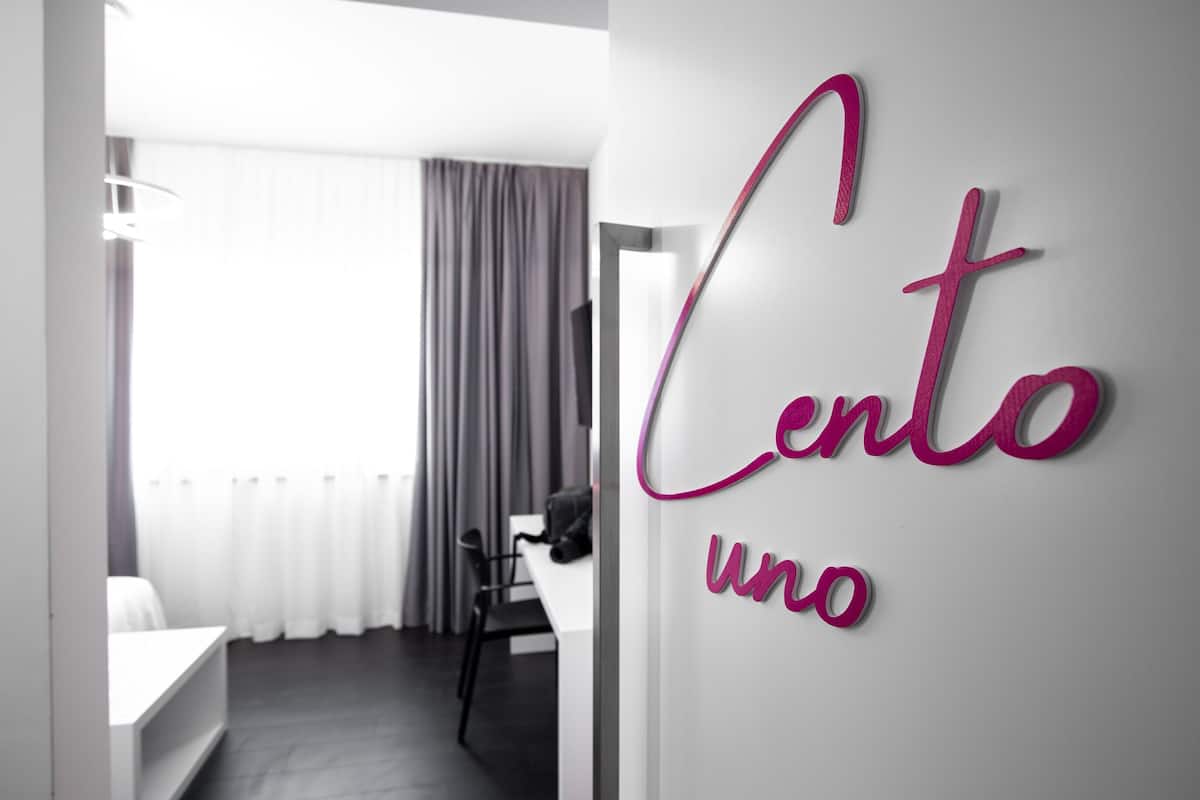 1 bedroom, premium bedding, down duvets, memory-foam beds