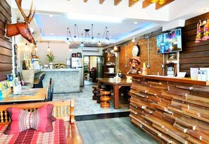 Lobby - T2B Home - Adults Only - Hostel (Chiang Mai)