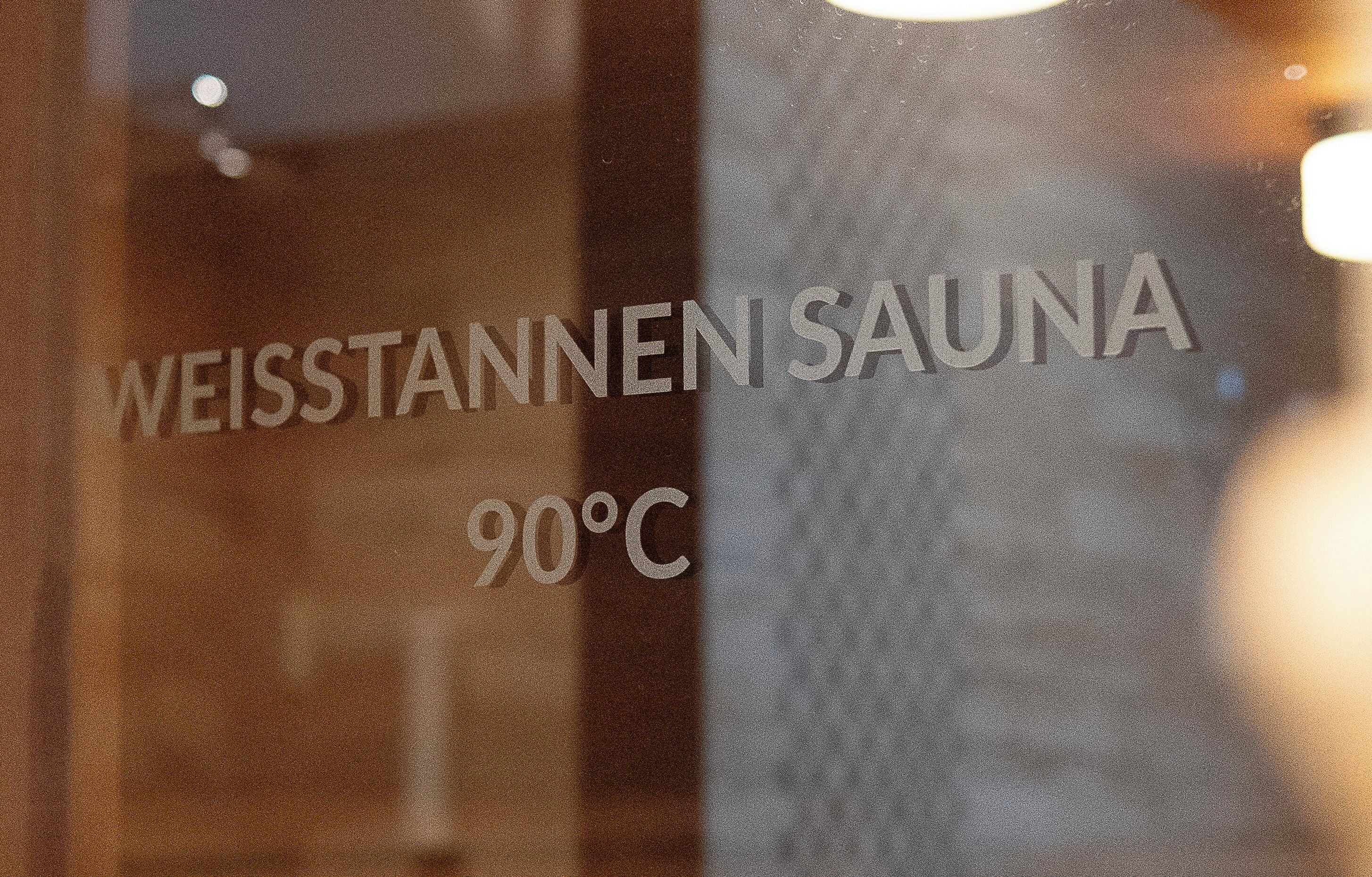 couples treatment room(s), sauna, steam room, body treatments