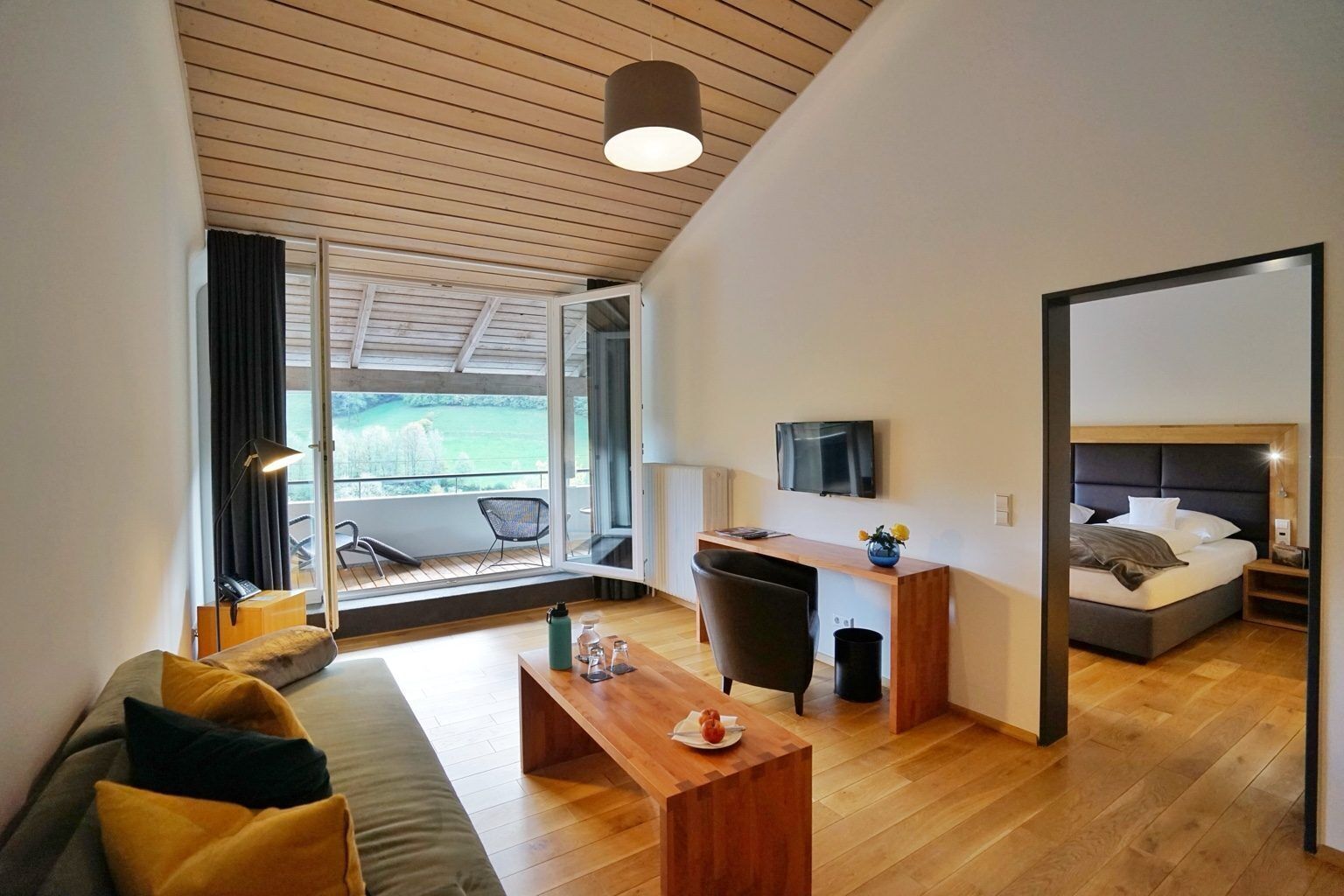 Suite panorámica | Caja de seguridad en la habitación, escritorio, cunas y ropa de cama 