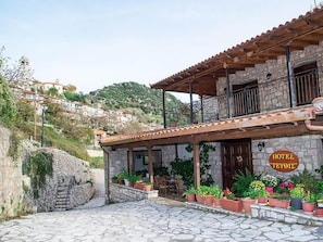 Fachada de la propiedad