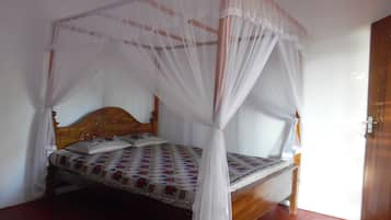 Standard Double Room, 1 Double Bed, Non Smoking, Ocean View | Desk, free WiFi