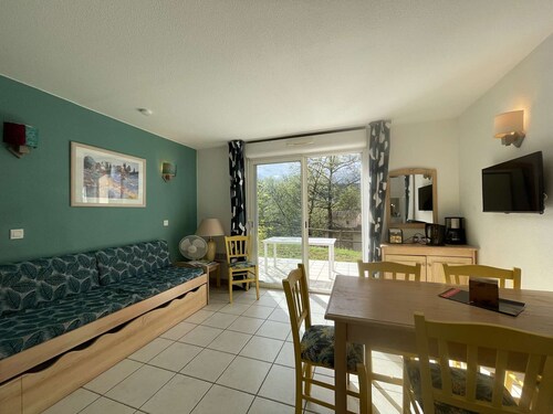 Duplex for 6 with Terrace, Pools, and BBQ in Salavas