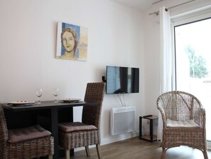 Interior - Cozy apartment with sea-view terrace in Châtelaillon-Plage (Châtelaillon-Plage)