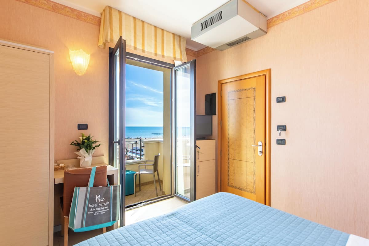 Royal Double Room | In-room safe, desk, free WiFi, bed sheets