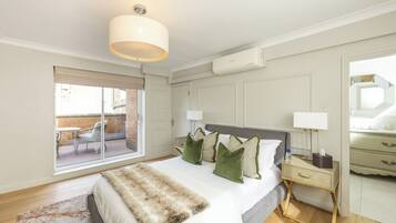 Apartamento superluxo, 2 quartos, terraço, vista para o parque | Roupas de cama de algodão egípcio, roupas de cama premium