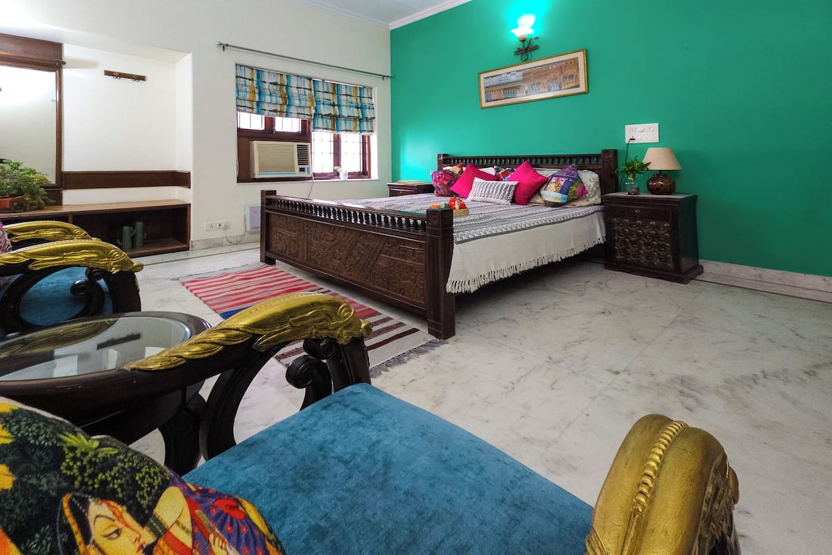 Executive Double Room, 1 Bedroom, Corner | 2 bedrooms, premium bedding, individually decorated
