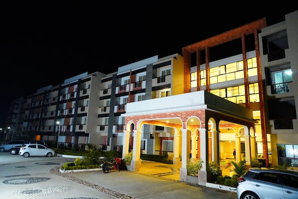 Front of property – evening/night