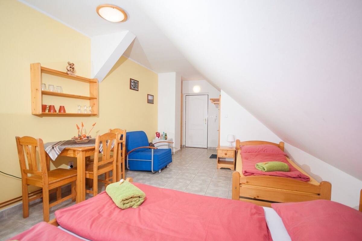 Triple Room (Attic)