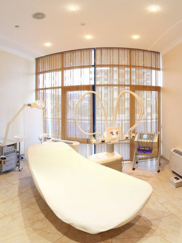 Sauna, detox wraps, massage/treatment rooms