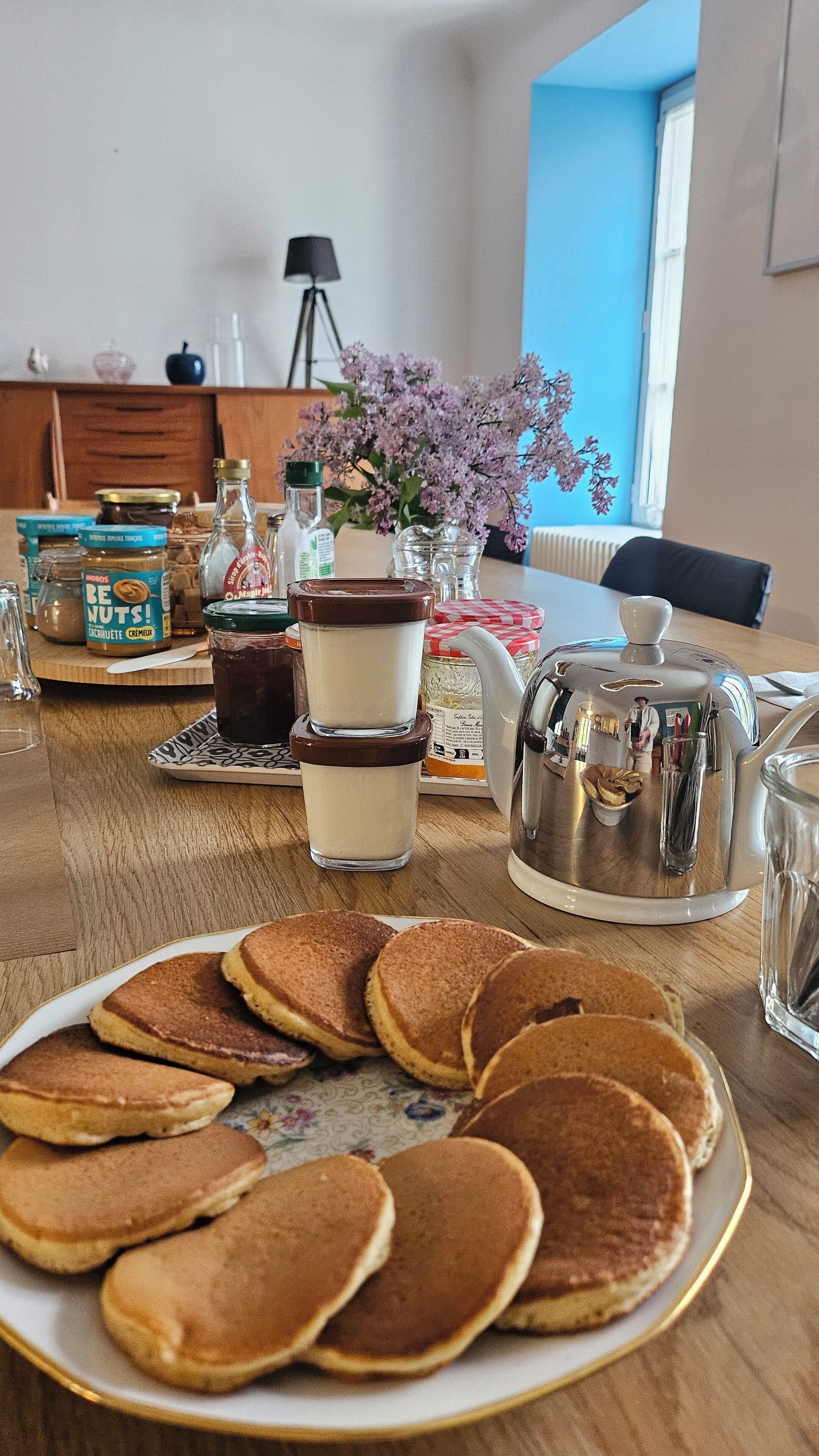 Sarapan dengan biaya tambahan