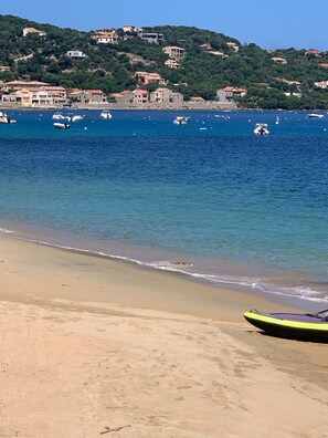 Perto da praia, toalhas de praia 