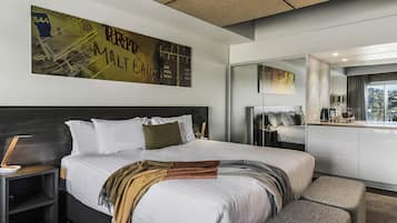 Deluxe Room (Gorge River)