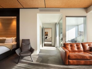 Suite, 2 Bedrooms (Tamar River) | Premium bedding, minibar, in-room safe, individually decorated - Peppers Silo Launceston (Invermay)