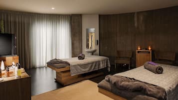 Couples treatment room(s), body treatments, body wraps, body scrubs