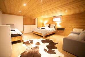 8 bedrooms, iron/ironing board, travel cot, free WiFi