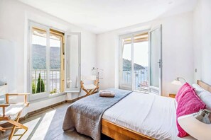 5 chambres, fer et planche Ă repasser, Wi-Fi, draps fournis