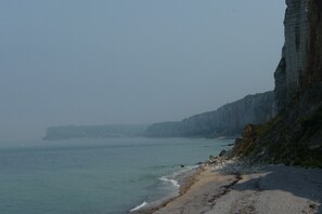 Beach nearby - Charming house in YPORT 300 meters seaside sun terrace gardens (Yport)