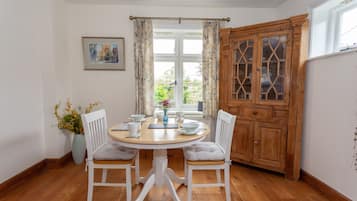 Free daily full breakfast