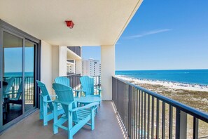 Property grounds - Phoenix VII 803 | Spacious, beach front, clean, comfortable! (Orange Beachg)