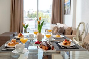 Leilighet, 2 soverom | Sengetøy i egyptisk bomull, sengetøy av topp kvalitet og dundyner