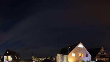 Fachada del alojamiento - Noche