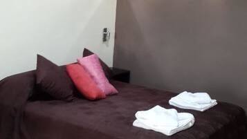 1 habitación, cunas gratuitas, wifi gratis y ropa de cama