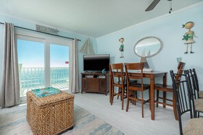 TV - Come Enjoy the BEACH! GULF FRONT 1BR at Seacrest in Gulf Shores! (Gulf Shores)