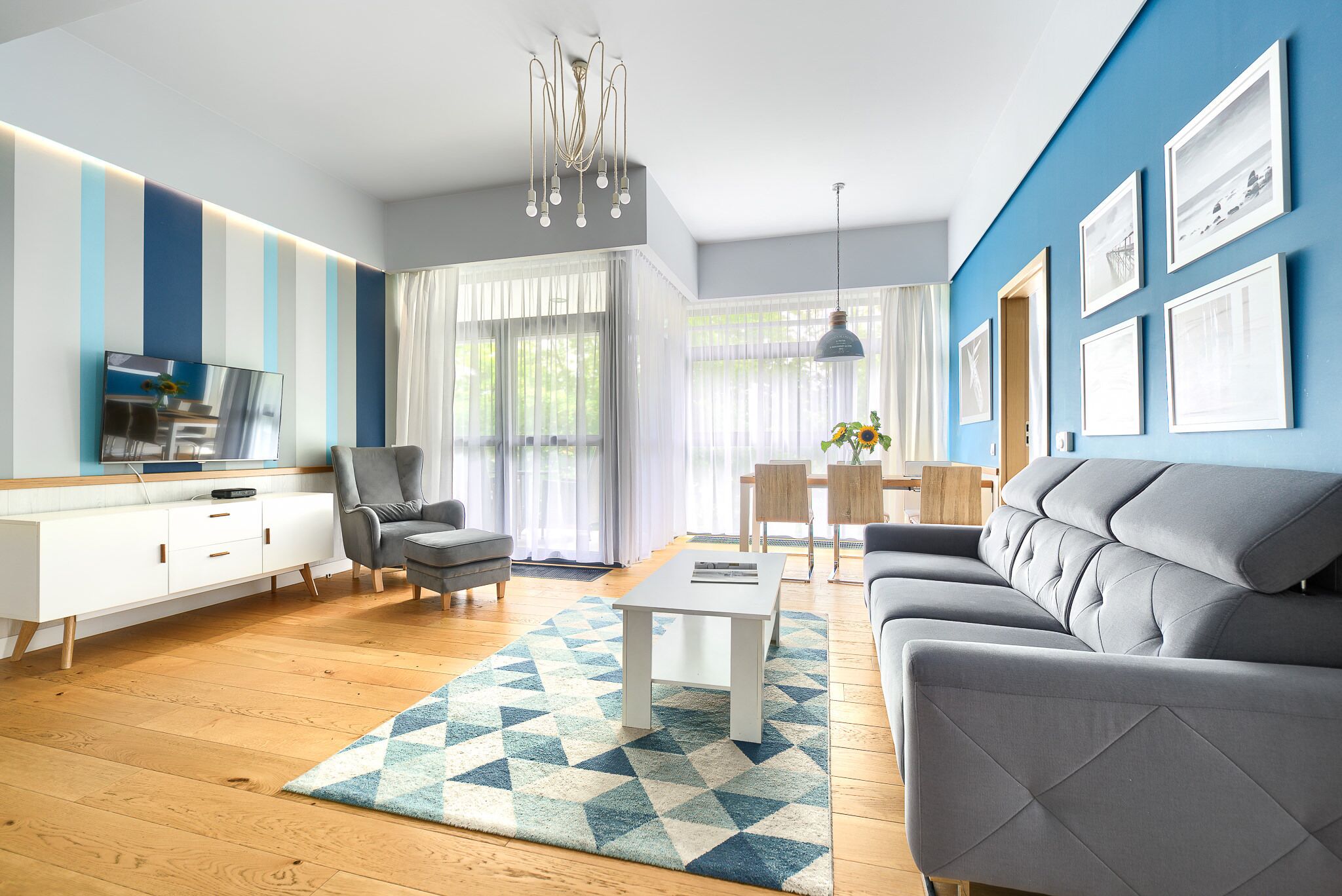 Apartment, 3 Bedrooms | Living area | TV