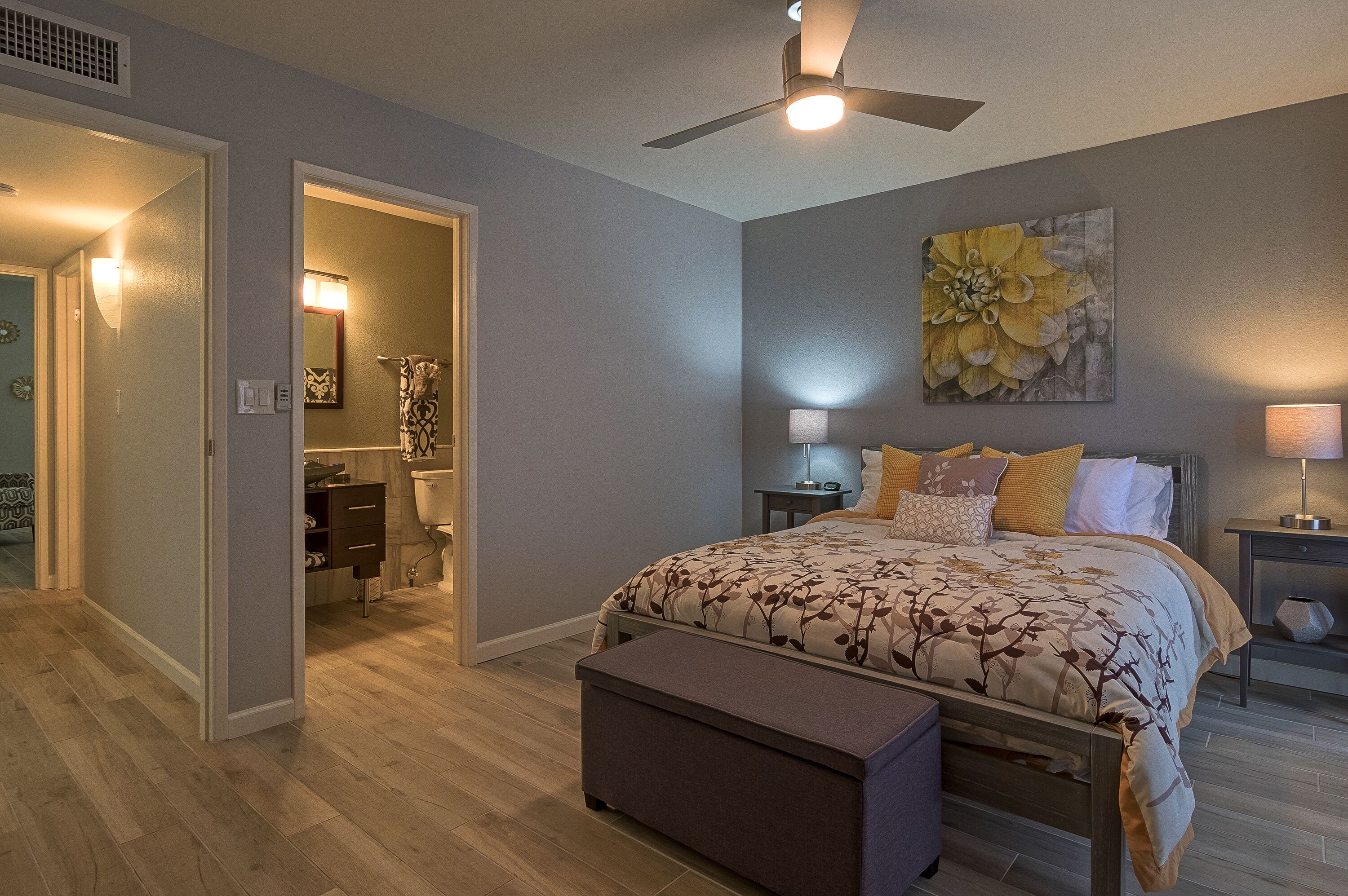 2 bedrooms, iron/ironing board, WiFi, bed sheets