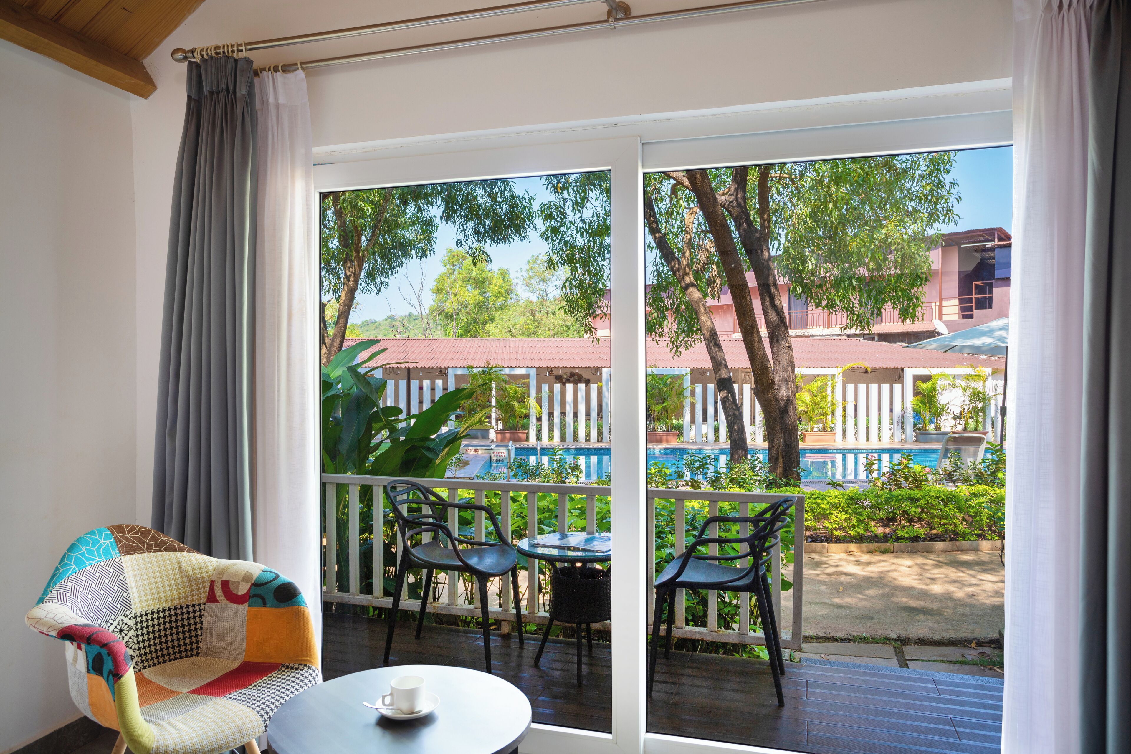 pool front cottage | balcony
