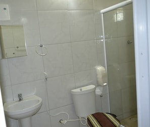 Shower, towels