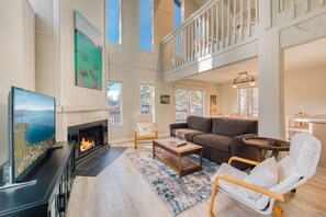 Smart TV, fireplace, offices