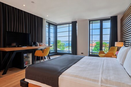 Metropolitan Hotels Bosphorus - Image 47