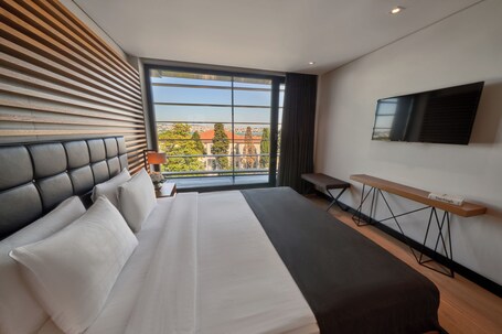 Metropolitan Hotels Bosphorus - Image 71