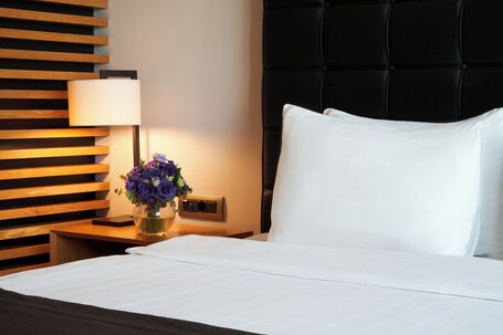 Metropolitan Hotels Bosphorus - Image 87
