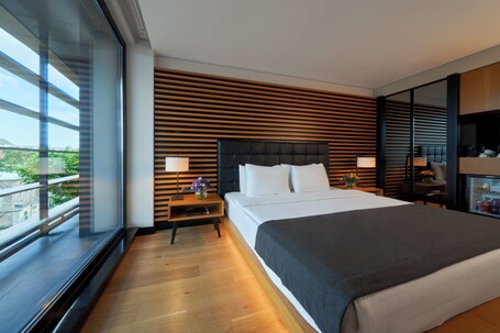 Metropolitan Hotels Bosphorus - Image 51