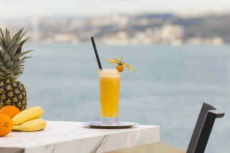 Metropolitan Hotels Bosphorus - Image 29