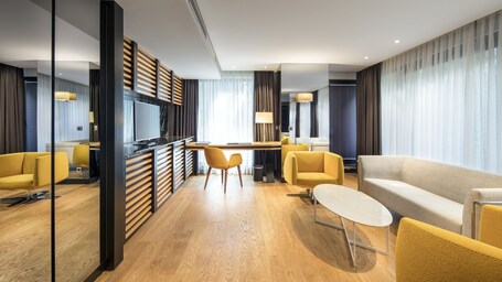 Metropolitan Hotels Bosphorus - Image 35