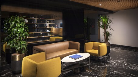 Metropolitan Hotels Bosphorus - Image 38