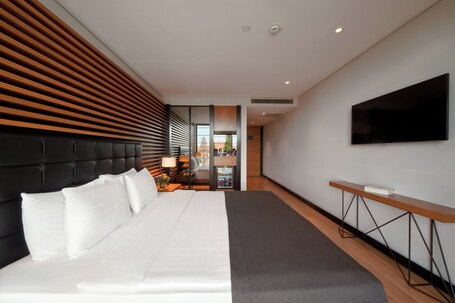 Metropolitan Hotels Bosphorus - Image 72