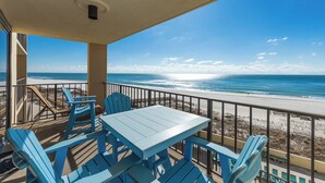 A balcony with a view of the beach and ocean. - Stunning Gulf Views at Phoenix 1 1046 (Orange Beach)