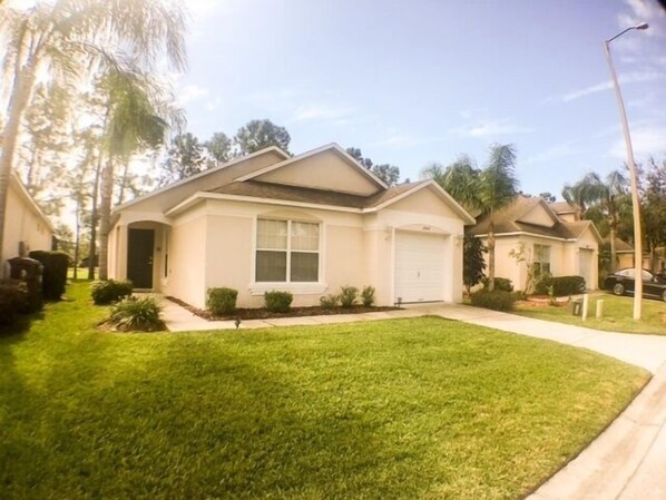 Exterior - WV3 (Haines City)