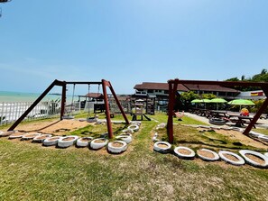 Außen-Kinderspielplatz