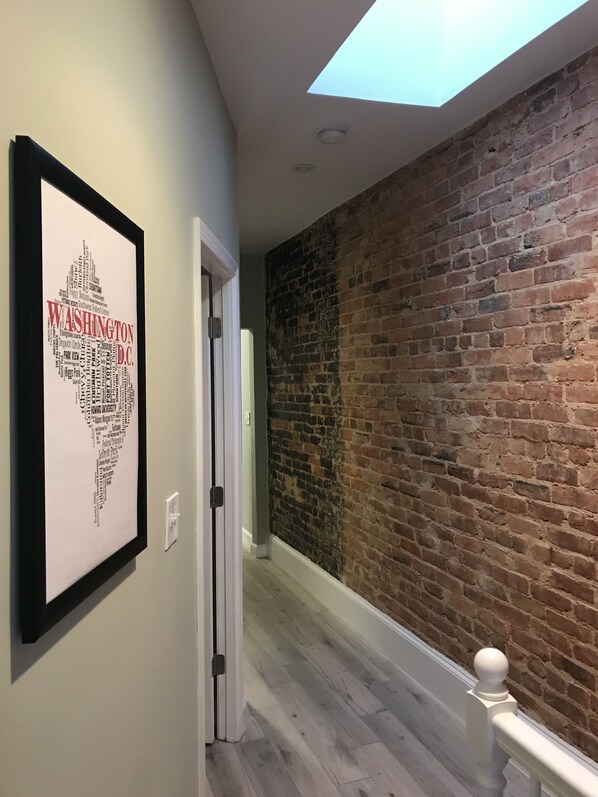 Interior - HOME AWAY FROM HOME - Chic 2 BDRM in Capitol Hill (Washington)