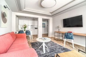 Superior Apartment (Leonardo Da Vinci) | Living area