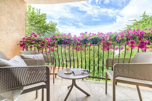 Apartamento superior (Salvador Dali) | Terraza o patio