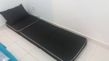 Perhehuoneisto, tupakointi kielletty | 1 makuuhuone, pimennysverhot, ilmaiset lisävuoteet, ilmainen Wi-Fi